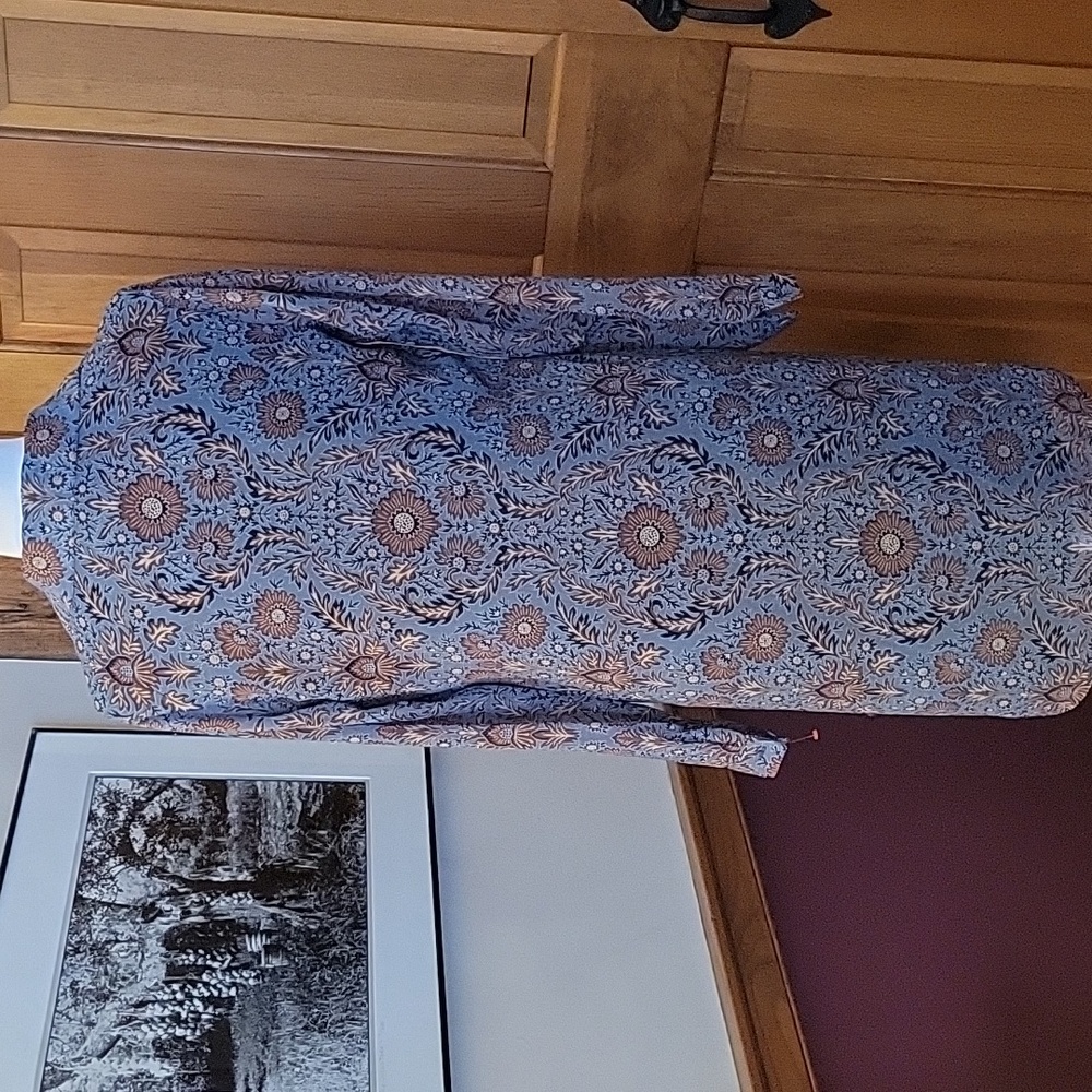CABI FRENCH COUNTRY FLORAL SHIRT DRESS - Picture 8 of 11